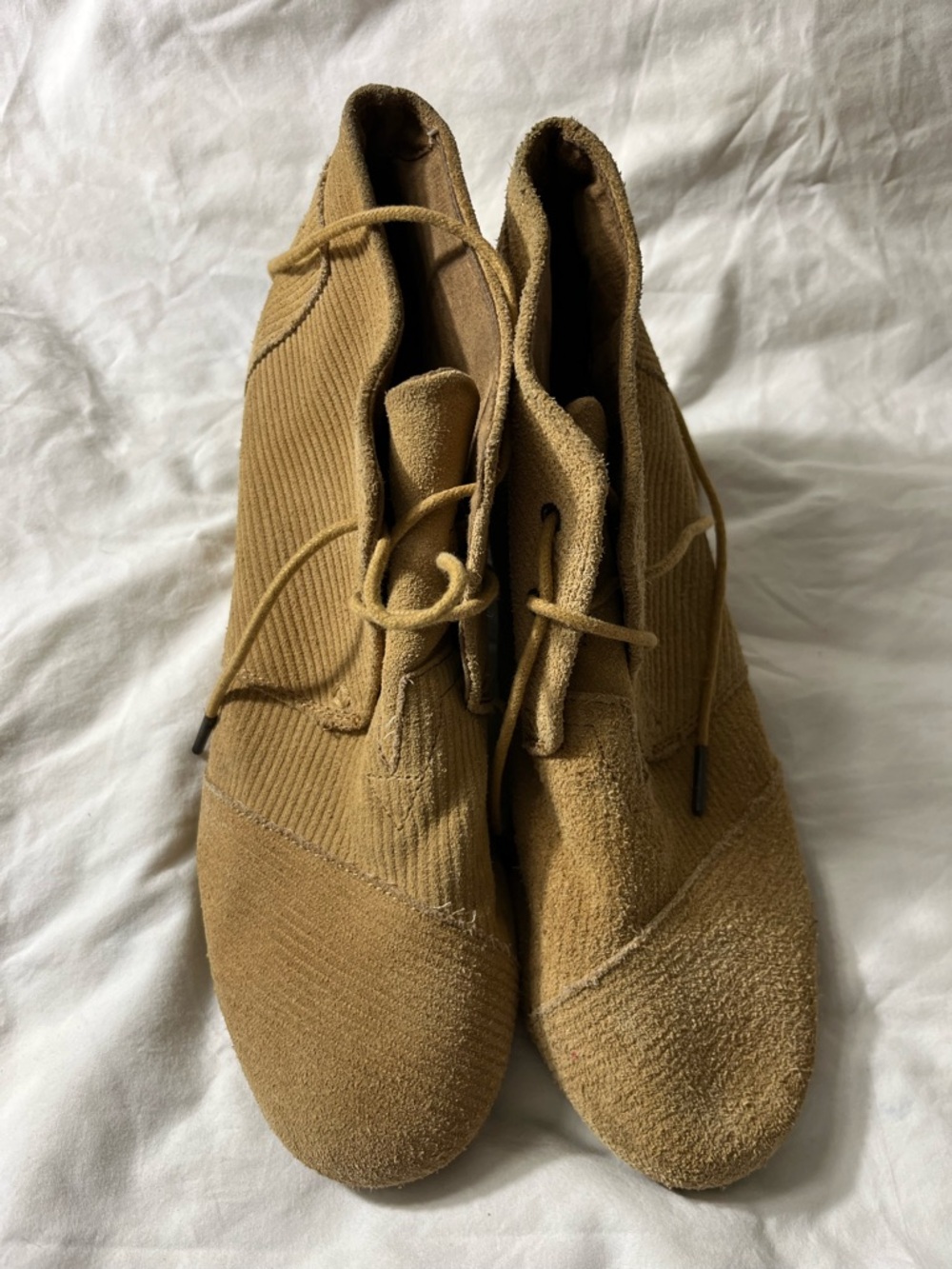 Toms Women's Tan Knit & Suede Lace-Up Ankle Booties